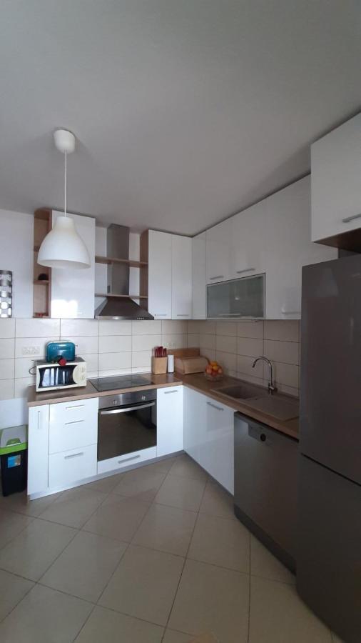 Apartman Ana & Marta セニ エクステリア 写真